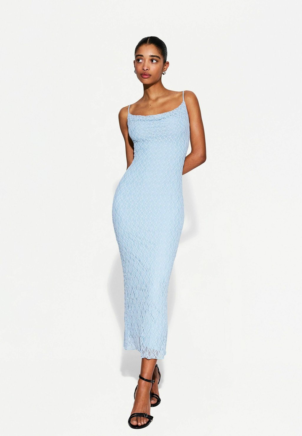 Платье-трансформер Bershka, светло-голубой
Платье-трансформер Bershka, светло-голубой