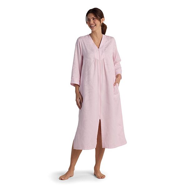 Женский длинный халат из сатина с подкладкой Miss Elaine Essentials, Pink
Женский длинный халат из сатина с подкладкой Miss Elaine Essentials, Pink