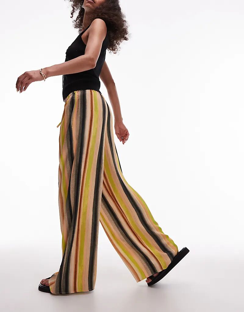 Широкие атласные брюки Topshop с завязкой на талии в персиковую полоску
Широкие атласные брюки Topshop с завязкой на талии в персиковую полоску