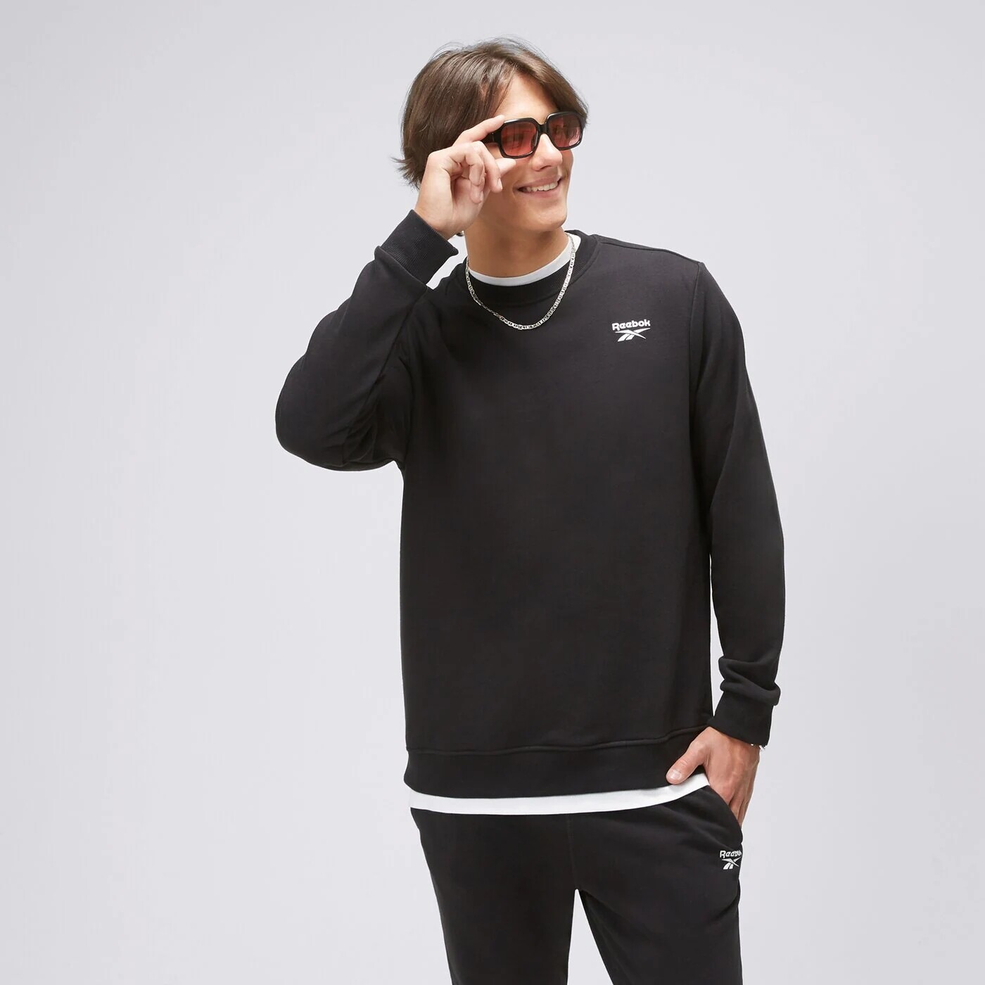 Свитшот Reebok с логотипом, черный 
Свитшот Reebok с логотипом, черный