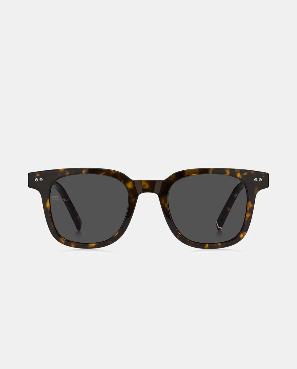 Мужские прямоугольные солнцезащитные очки из эко ацетата Tommy Hilfiger, коричневый
Мужские прямоугольные солнцезащитные очки из эко ацетата Tommy Hilfiger, коричневый