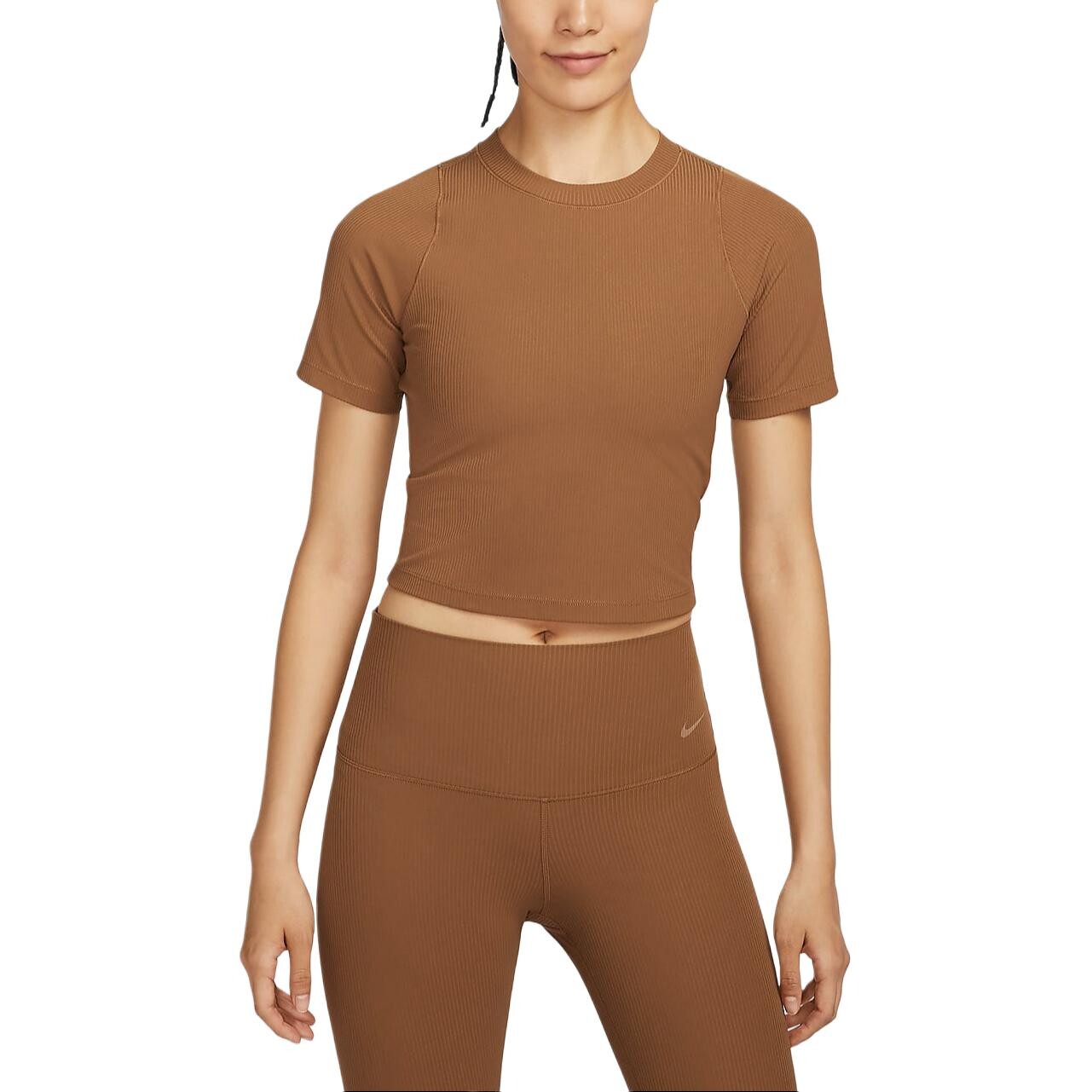 Футболка женская светло-британская коричневая/белая Nike
Футболка женская светло-британская коричневая/белая Nike