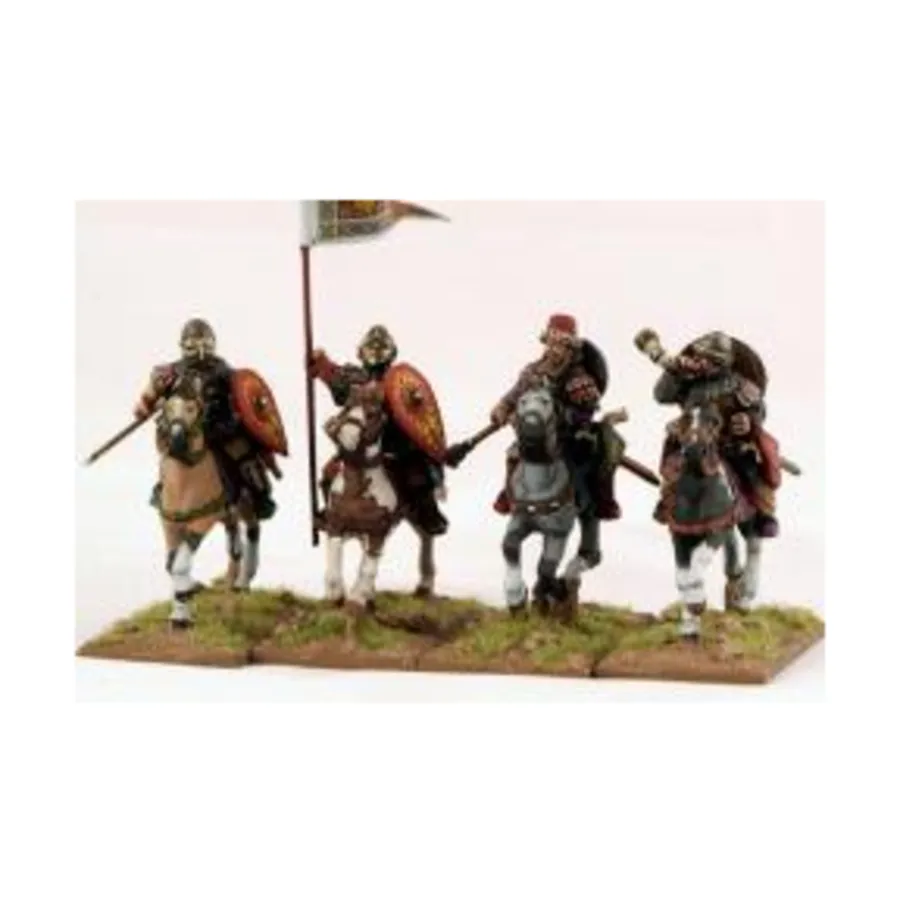 Кавалерийское командование «Русь Дружина», Gripping Beast Miniatures - Byzantine Periods - Rus & Slavs (28mm)
Кавалерийское командование «Русь Дружина», Gripping Beast Miniatures - Byzantine Periods - Rus & Slavs (28mm)
