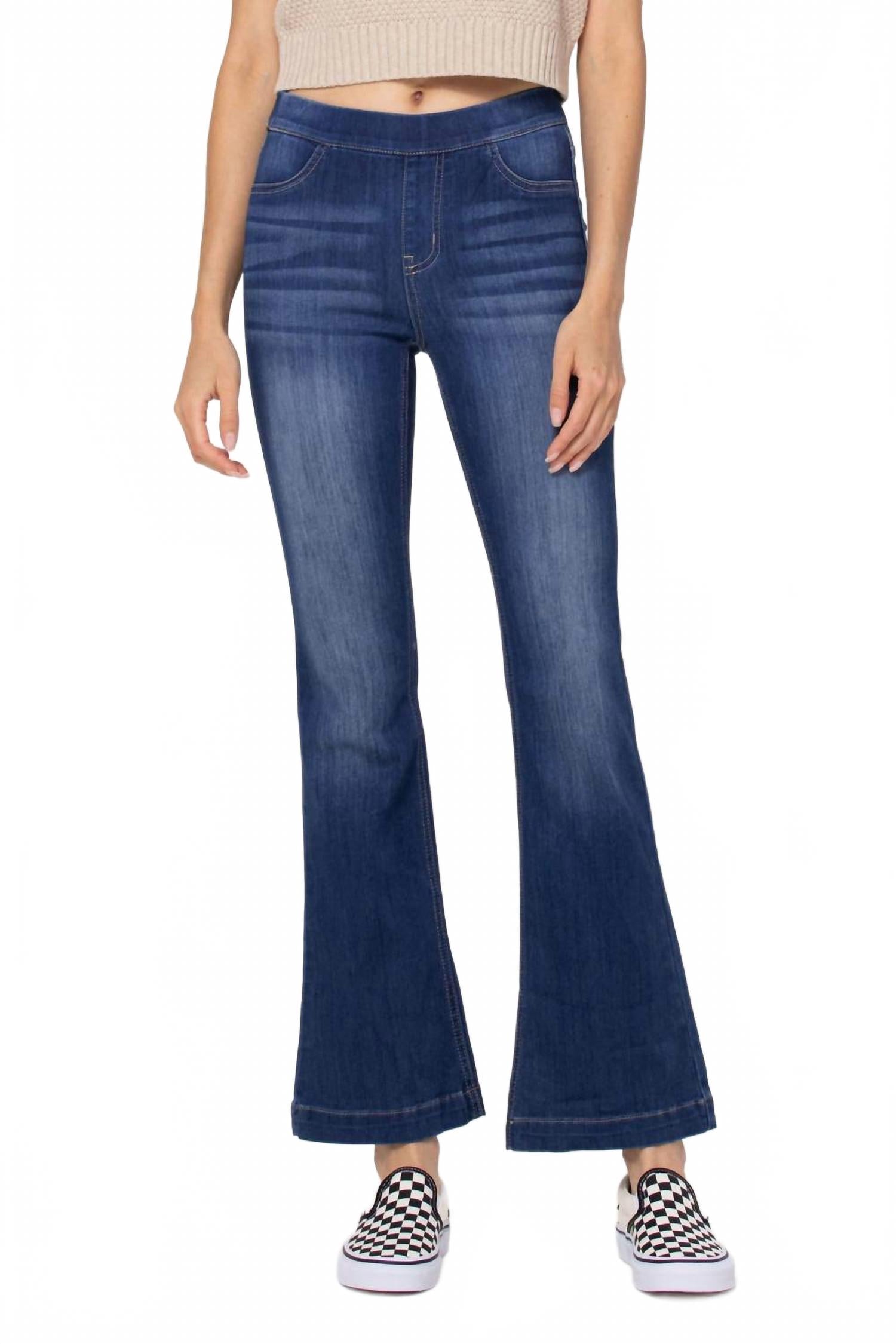 Расклешенные джеггинсы темного цвета Cello, Dark Wash
Расклешенные джеггинсы темного цвета Cello, Dark Wash