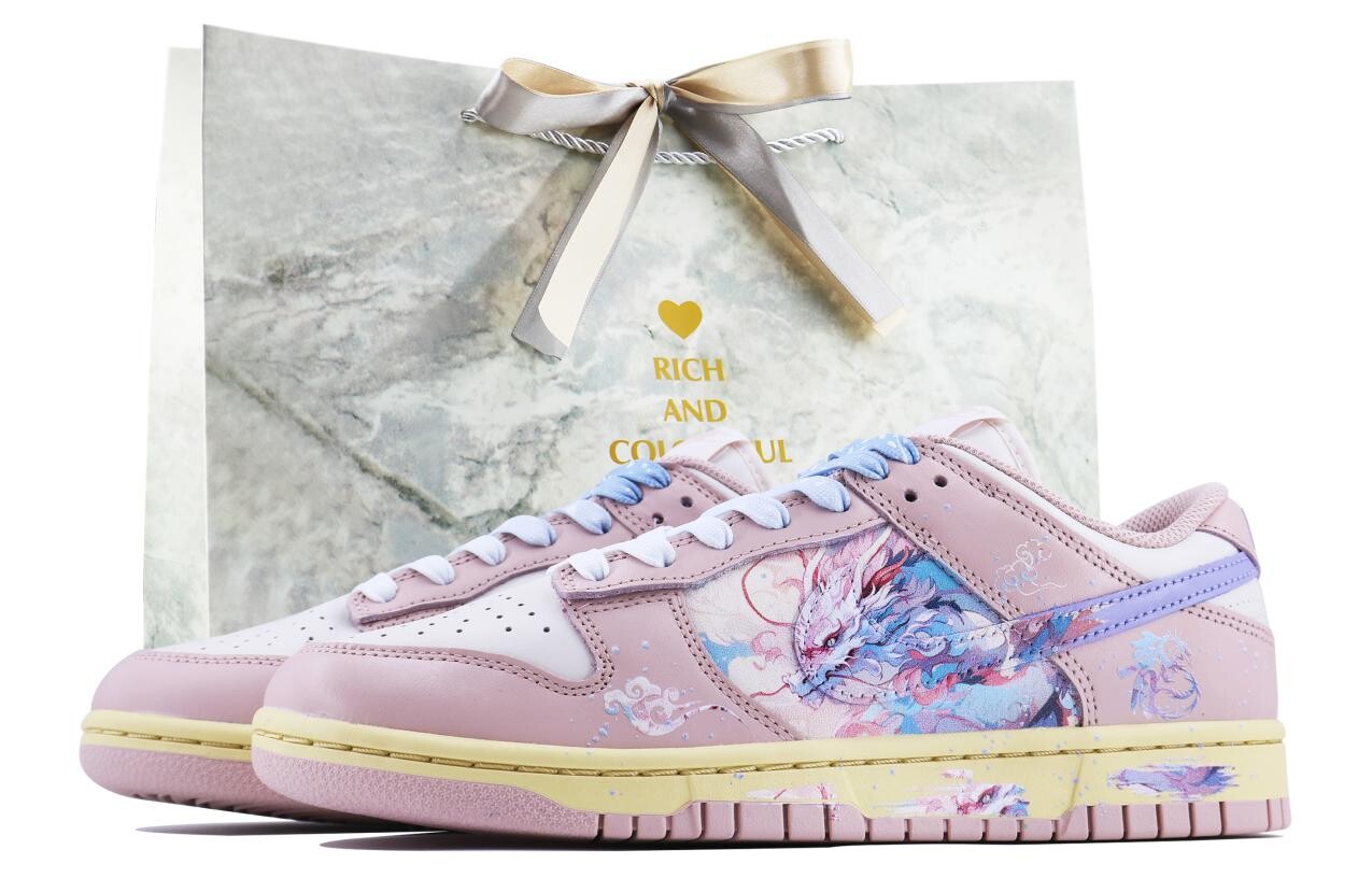 Кроссовки Nike Dunk Skateboarding Shoes Women's Low-top White/purple, розовый
Кроссовки Nike Dunk Skateboarding Shoes Women's Low-top White/purple, розовый