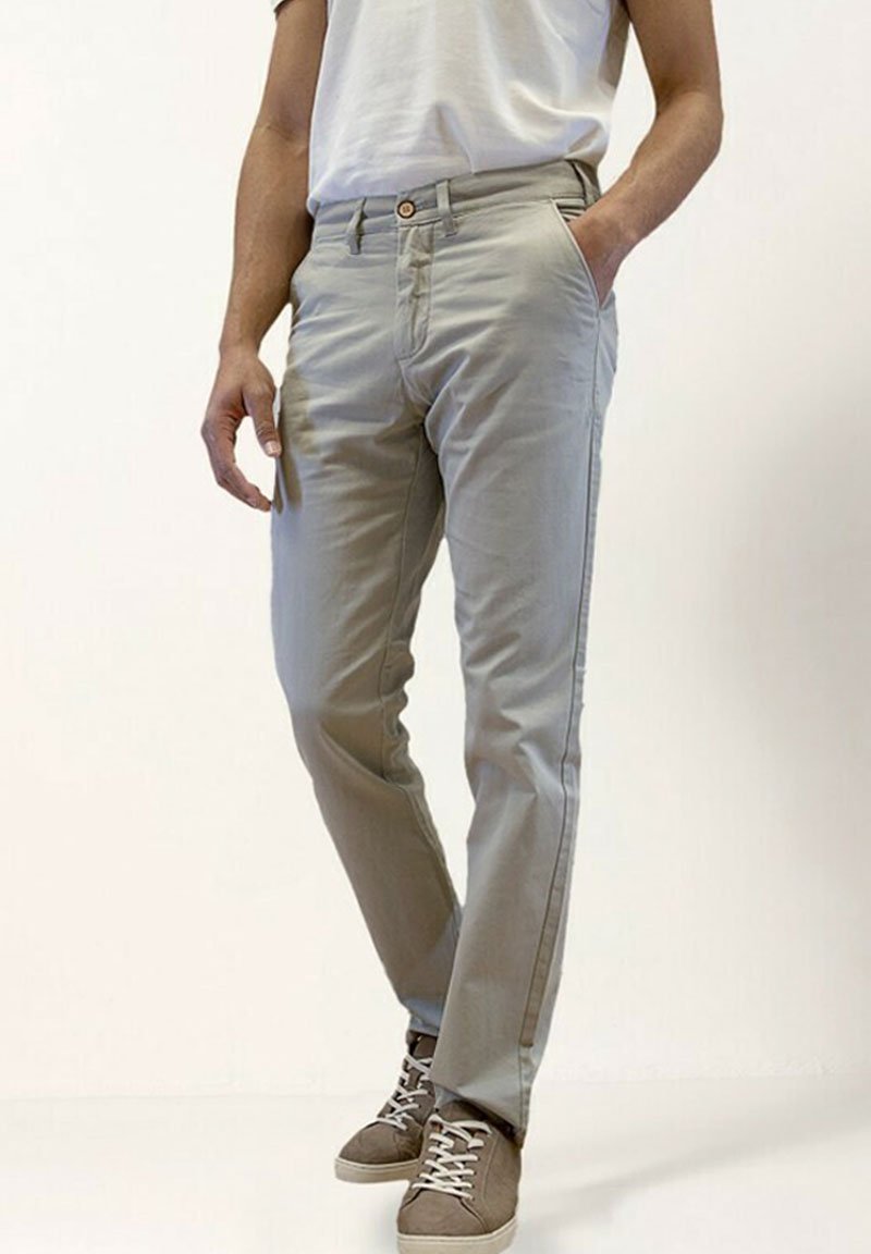 Чиносы MEDIUM BOX REGULAR BENDORFF, серый
Чиносы MEDIUM BOX REGULAR BENDORFF, серый