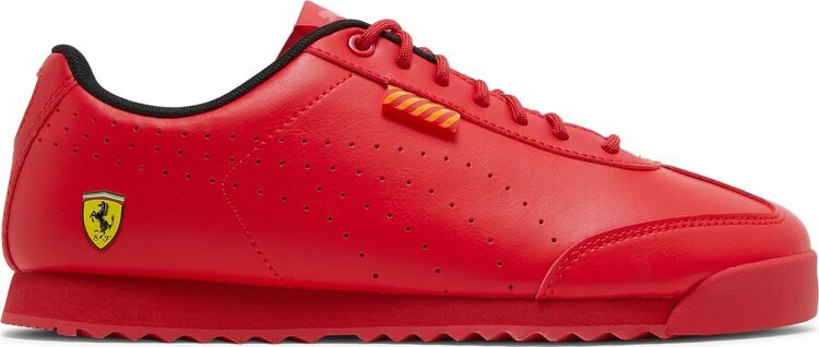 Кроссовки Puma Scuderia Ferrari x Roma, красный 
Кроссовки Puma Scuderia Ferrari x Roma, красный