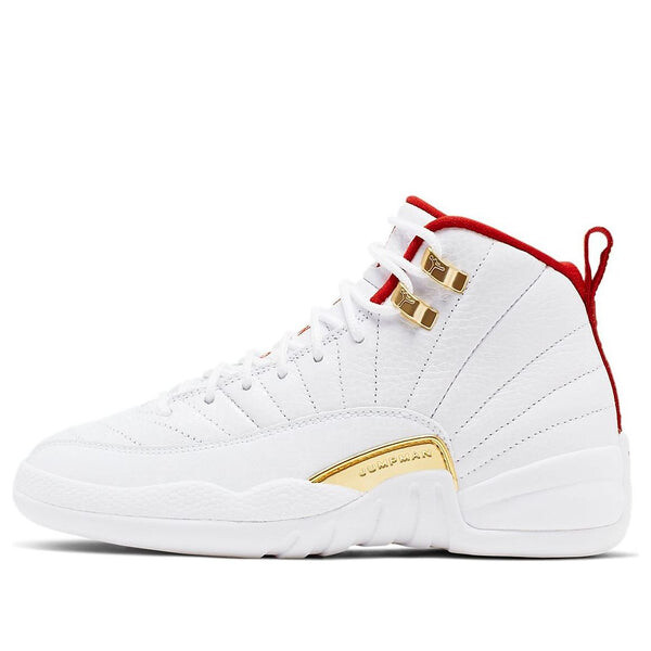 Кроссовки 12 ретро Air Jordan, белый
Кроссовки 12 ретро Air Jordan, белый
