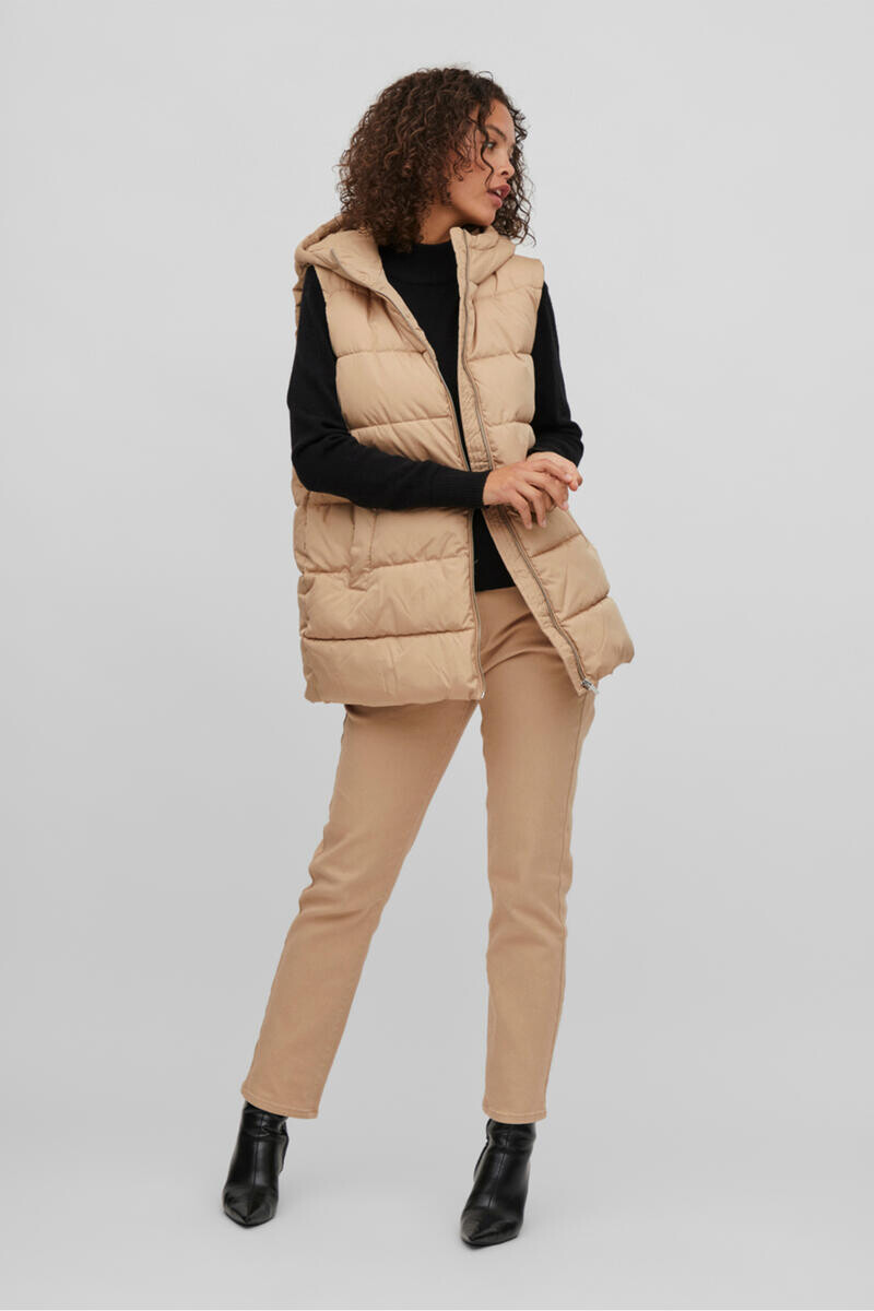 Стеганый женский жилет Vila, бежевый
Стеганый женский жилет Vila, бежевый