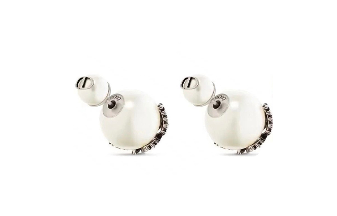 Серьги женские DIOR
Серьги женские DIOR
