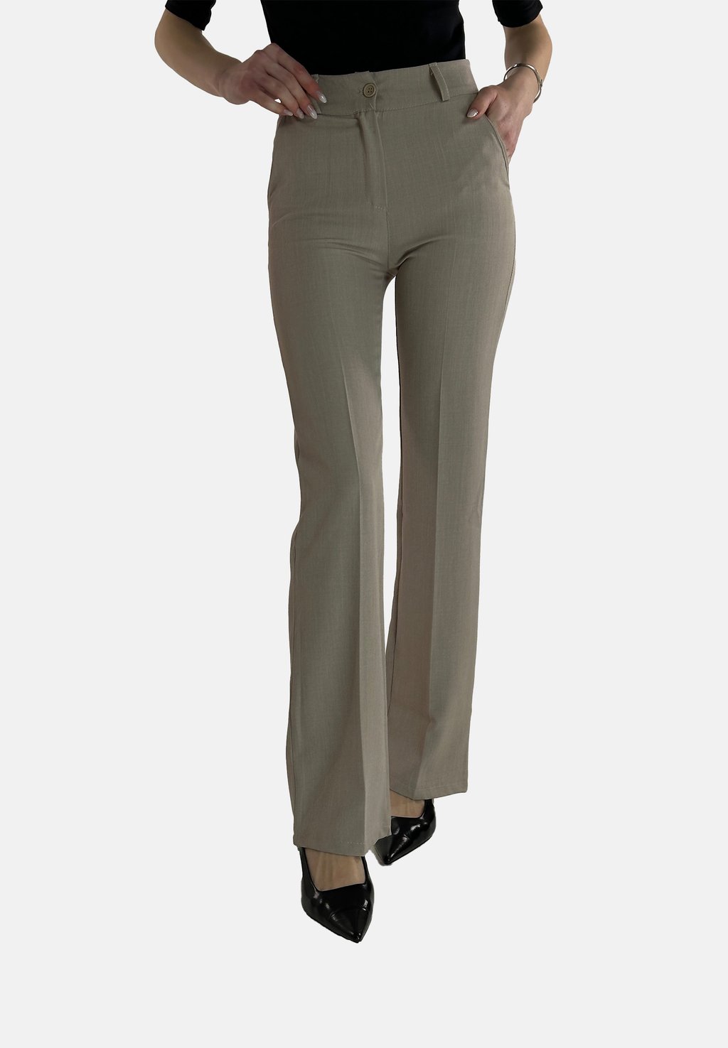 Брюки Elara, коричневый
Брюки Elara, коричневый