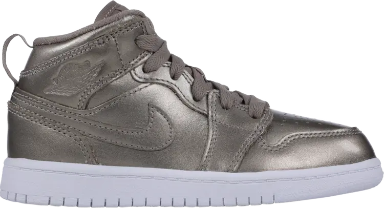 Кроссовки Air Jordan 1 Mid SE PS Sepia Stone, серый
Кроссовки Air Jordan 1 Mid SE PS Sepia Stone, серый