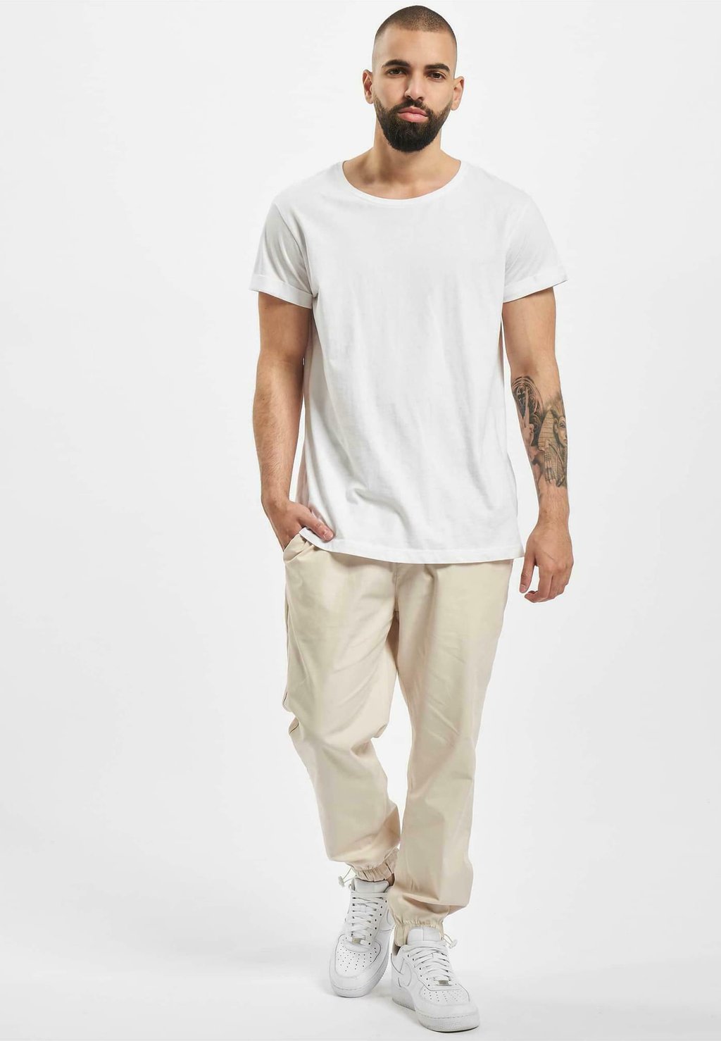 Спортивные брюки DEF, бежевый 
Спортивные брюки DEF, бежевый