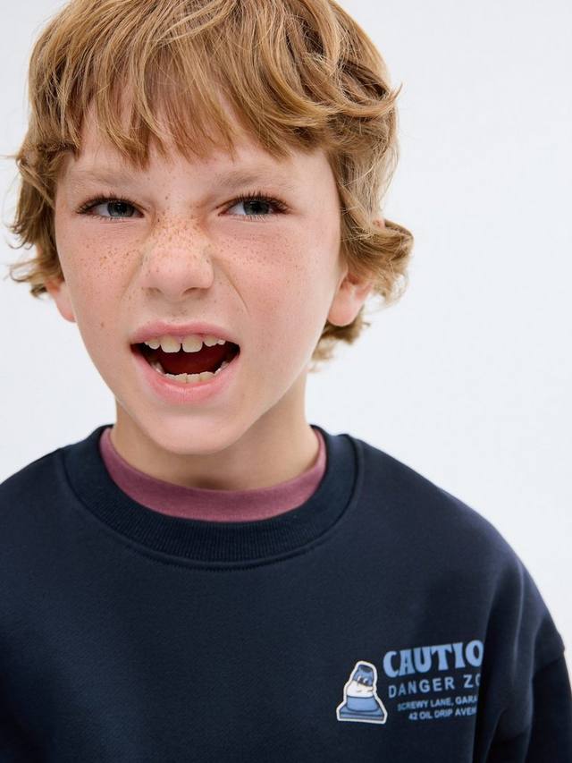 Детский хлопковый свитшот с принтом на спине Mango, Navy
Детский хлопковый свитшот с принтом на спине Mango, Navy