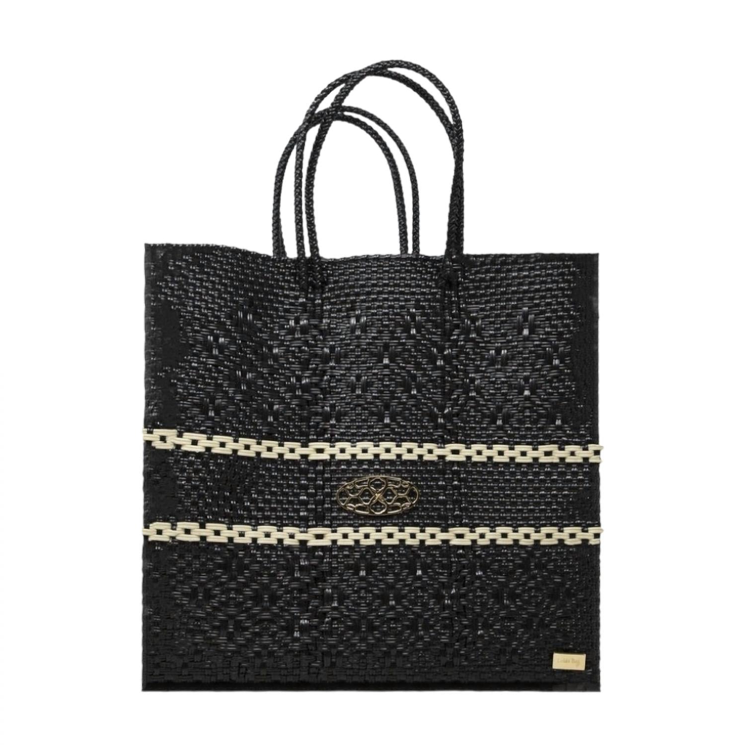 Женская ручная сумка-шоппер в черно-бежевую полоску Lola's Bag
Женская ручная сумка-шоппер в черно-бежевую полоску Lola's Bag