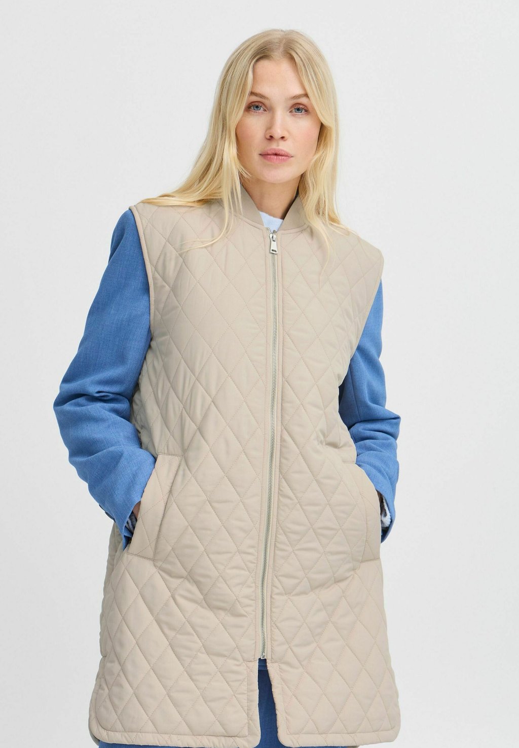 Жилет BYBETIO b.young, коричневый
Жилет BYBETIO b.young, коричневый