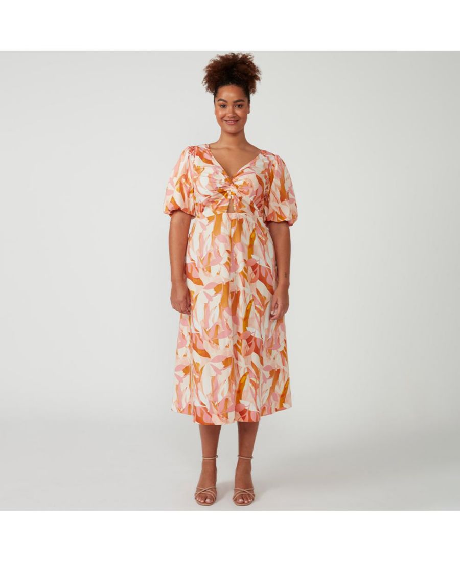 Платье Aura Cascade с V-образным вырезом больших размеров ESTELLE, Print
Платье Aura Cascade с V-образным вырезом больших размеров ESTELLE, Print