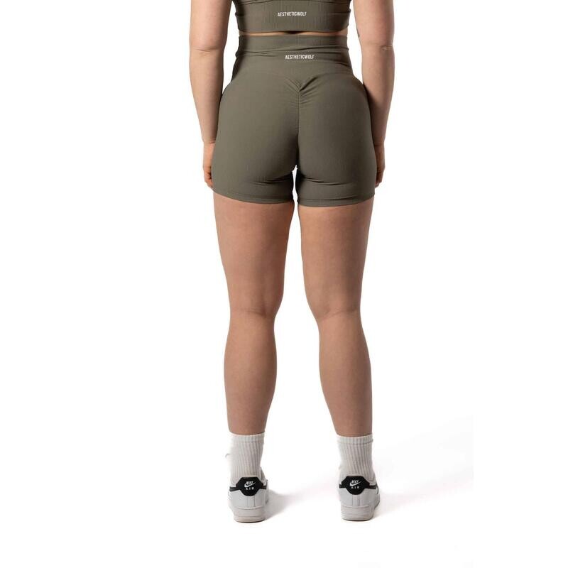 Бесшовные шорты Ribbed v2 Scrunch для фитнеса Sage Green AESTHETIC WOLF, цвет gruen
Бесшовные шорты Ribbed v2 Scrunch для фитнеса Sage Green AESTHETIC WOLF, цвет gruen