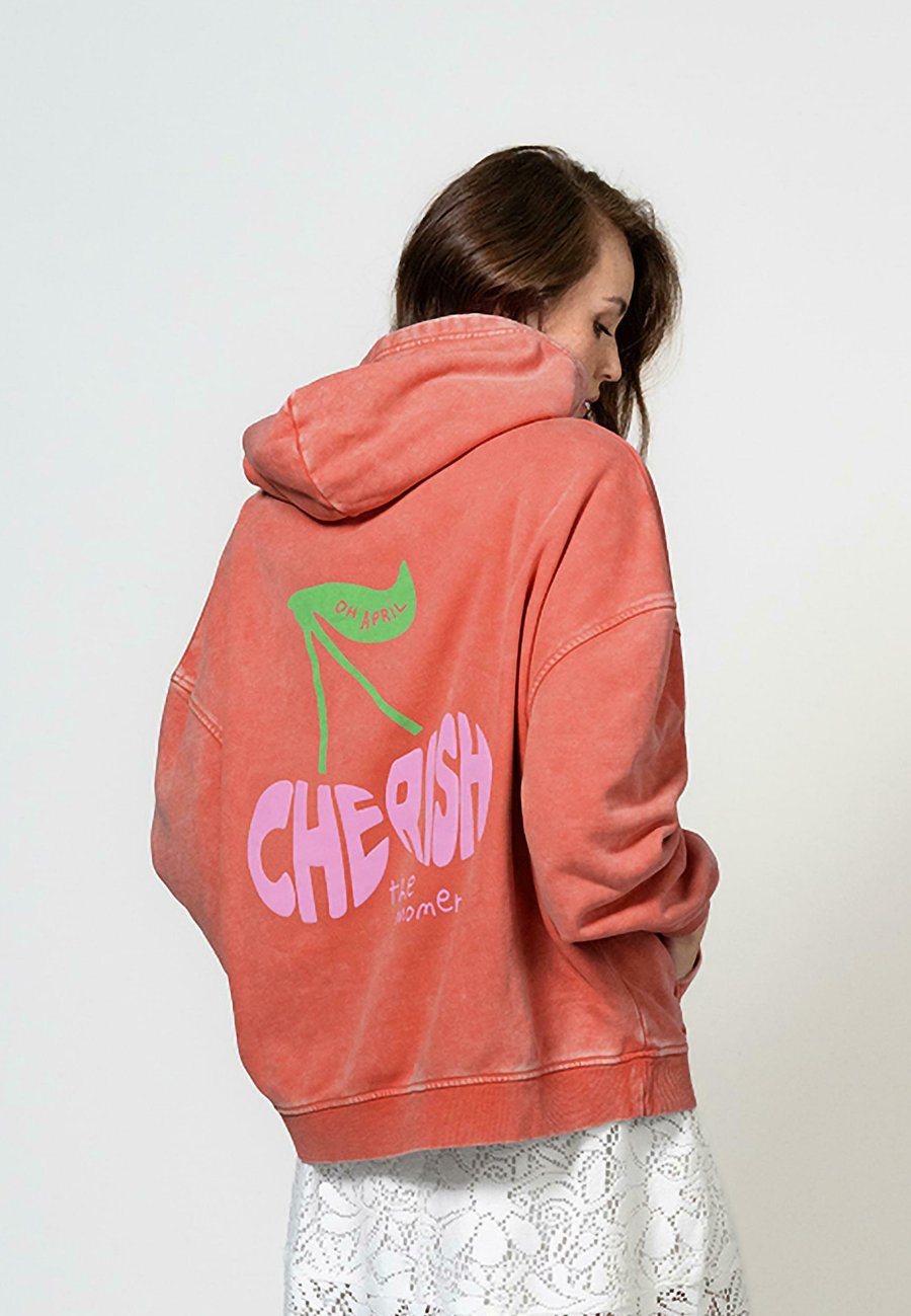 Худи OH APRIL CHERISH, Coral Acid/Coral
Худи OH APRIL CHERISH, Coral Acid/Coral