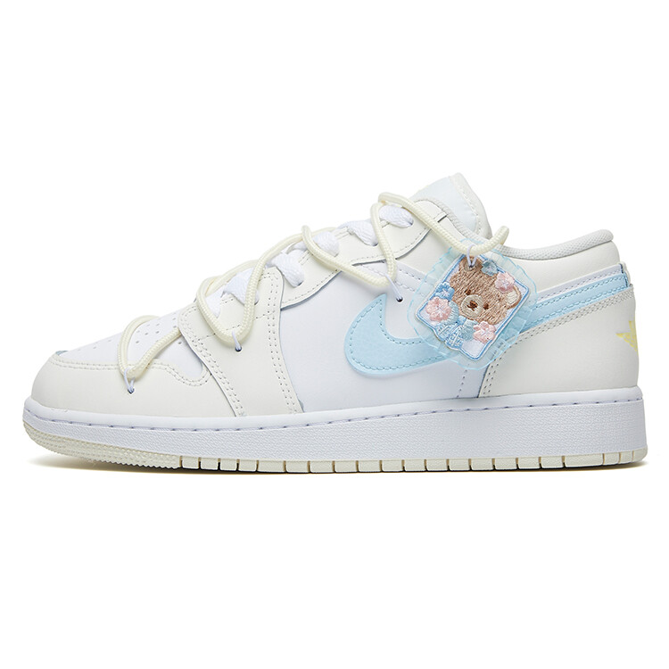 Кроссовки Air Jordan 1 Vintage Basketball Shoes Women's Low-top Beige/Blue, светло-желтый/синий
Кроссовки Air Jordan 1 Vintage Basketball Shoes Women's Low-top Beige/Blue, светло-желтый/синий