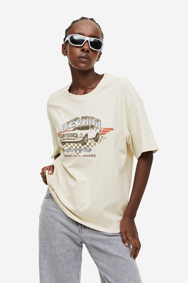 Футболка оверсайз с принтом H&M, бежевый
Футболка оверсайз с принтом H&M, бежевый