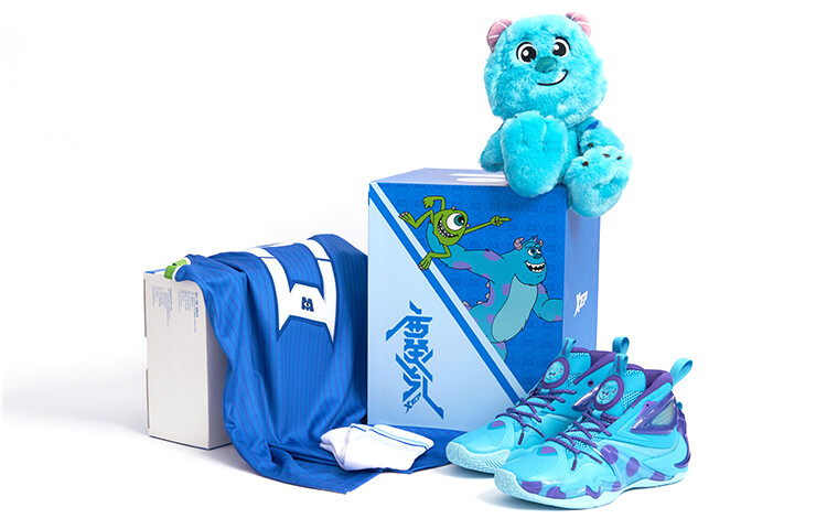 Баскетбольные кроссовки Battle 1.0 мужские с высоким верхом, с синим/ультрафиолетовым светом Xtep
Баскетбольные кроссовки Battle 1.0 мужские с высоким верхом, с синим/ультрафиолетовым светом Xtep