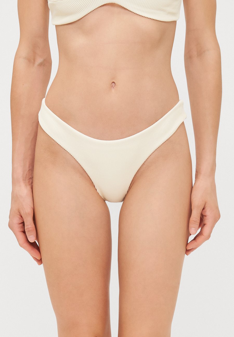 Низ бикини Haight BASIC BOTTOM, White Clay/Off-White, Белый, Низ бикини Haight BASIC BOTTOM, White Clay/Off-White
Низ бикини Haight BASIC BOTTOM, White Clay/Off-White, Белый, Низ бикини Haight BASIC BOTTOM, White Clay/Off-White