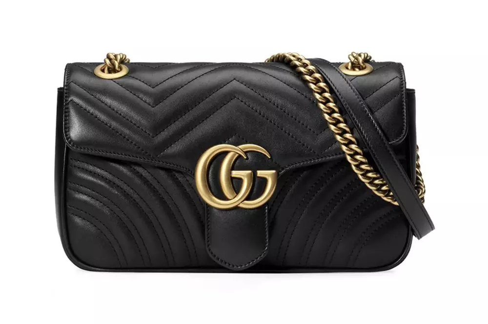 Элегантная стеганая кожаная сумка через плечо с шевронным узором Gucci, черный
Элегантная стеганая кожаная сумка через плечо с шевронным узором Gucci, черный