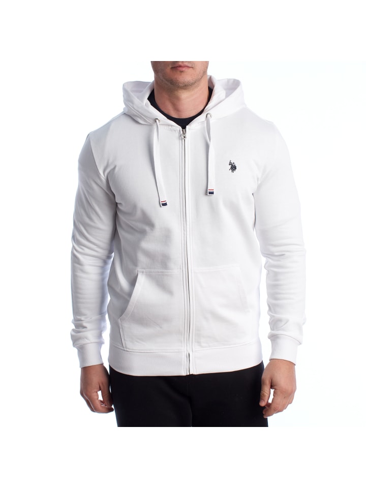 Толстовка в U.S. Polo Assn.
Толстовка в U.S. Polo Assn.