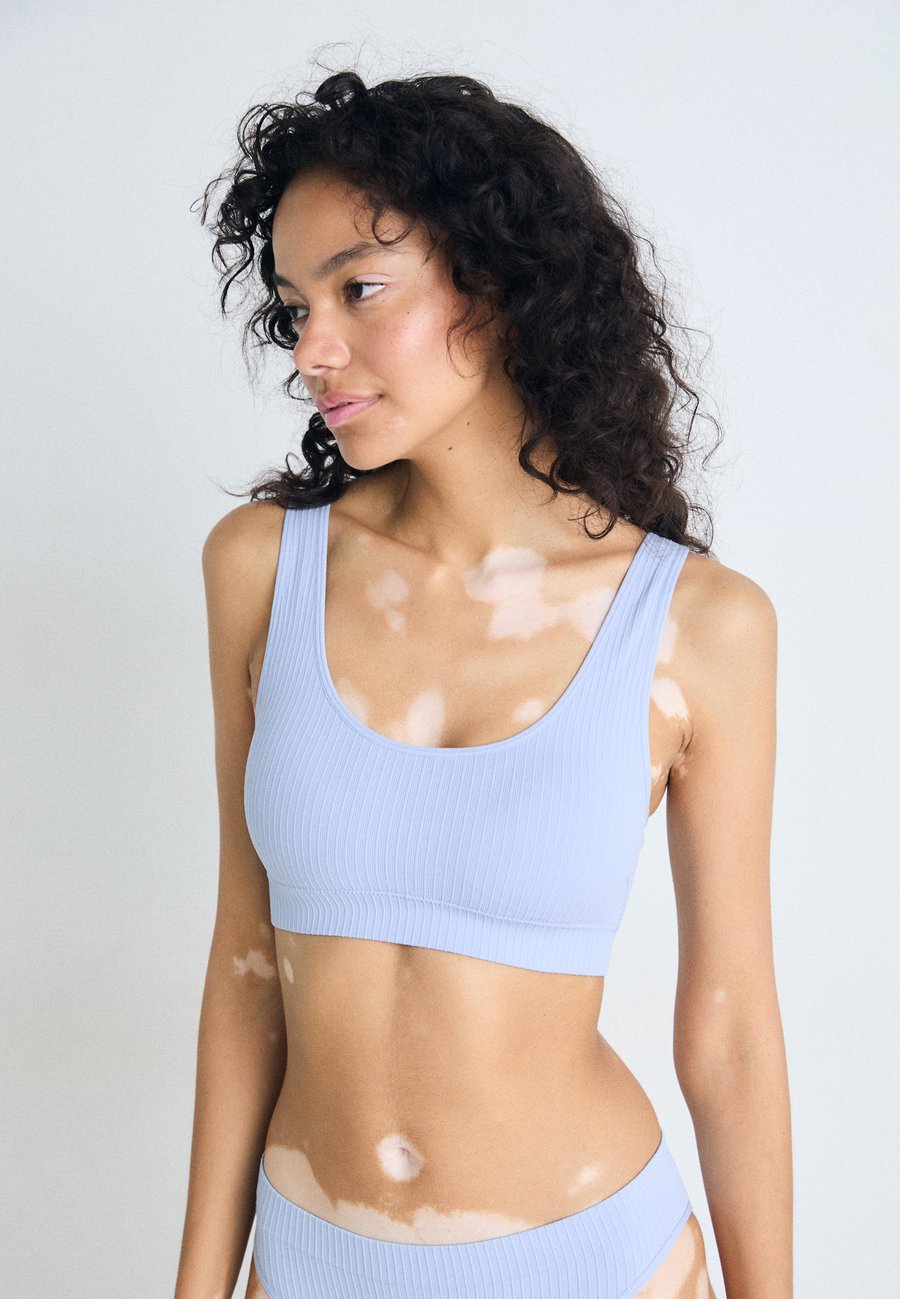 Бюстье Hunkemöller DIANNE, Eventide/Purple
Бюстье Hunkemöller DIANNE, Eventide/Purple