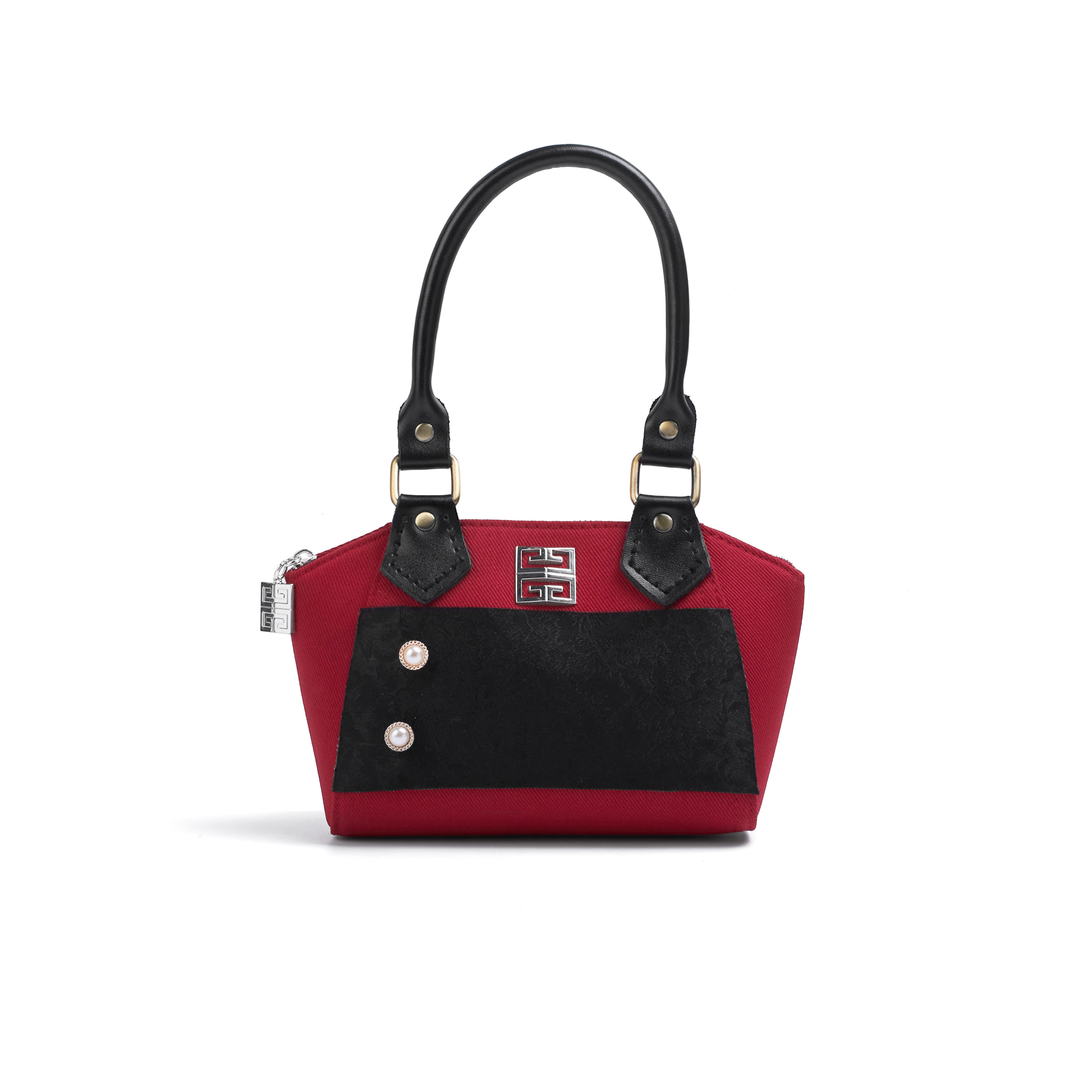 Косметичка женская Givenchy
Косметичка женская Givenchy