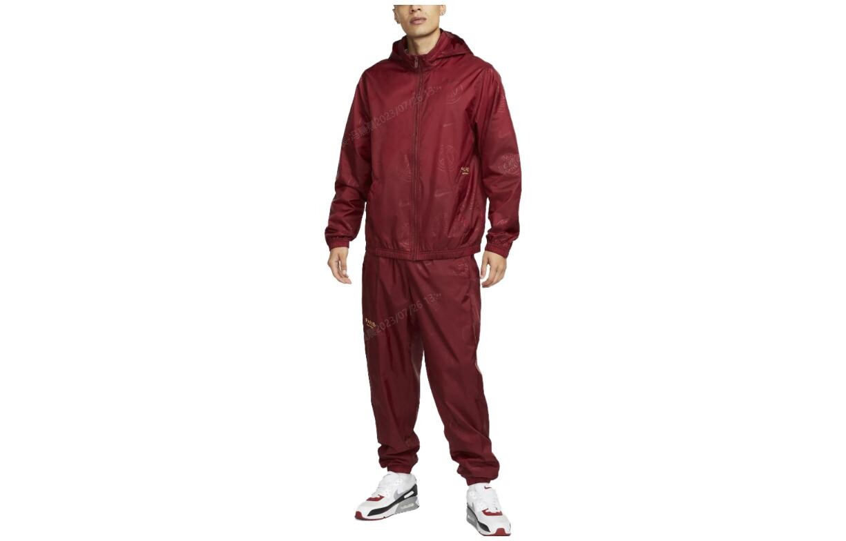 Повседневная спортивная одежда для мужчин Nike
Повседневная спортивная одежда для мужчин Nike