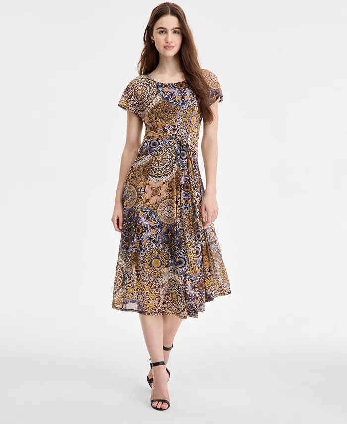 Женское миди-платье с принтом и завязкой на талии Robbie Bee, мультиколор
Женское миди-платье с принтом и завязкой на талии Robbie Bee, мультиколор