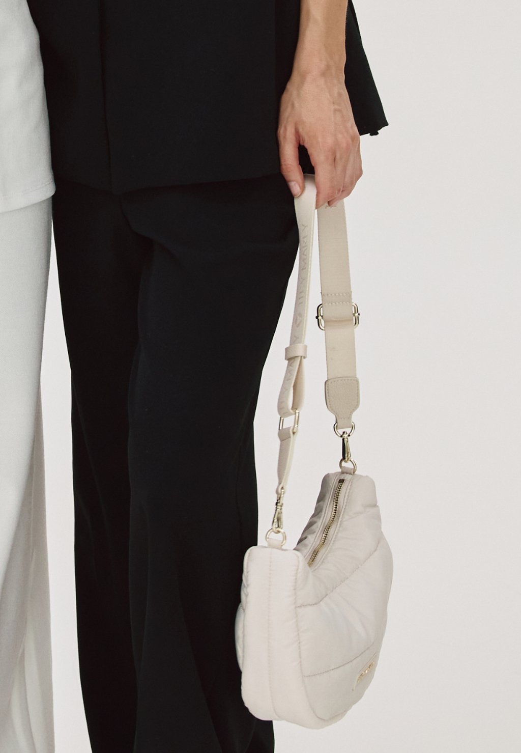 Сумка LIFETIME BUDDY Hey Marly, бежевый 
Сумка LIFETIME BUDDY Hey Marly, бежевый