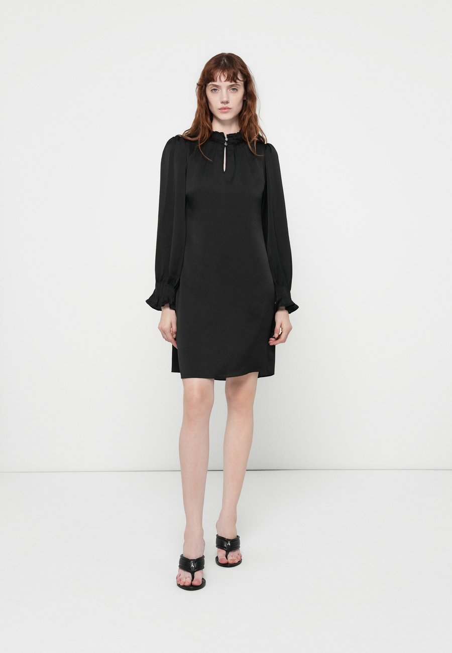 Платье Bruuns Bazaar ACACIA TARESE DRESS, Black
Платье Bruuns Bazaar ACACIA TARESE DRESS, Black