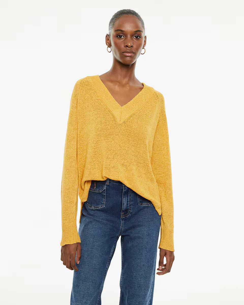 Женский свитер с V-образным вырезом и отделкой в рубчик System Action, жёлтый
Женский свитер с V-образным вырезом и отделкой в рубчик System Action, жёлтый