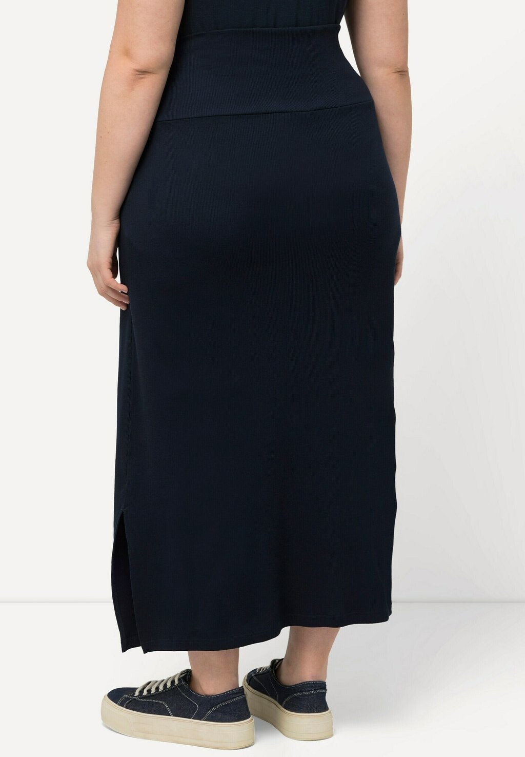 Юбка макси BELLIEVA ELASTIKBUND, SEITENSCHLITZE Ulla Popken, темно-синий
Юбка макси BELLIEVA ELASTIKBUND, SEITENSCHLITZE Ulla Popken, темно-синий