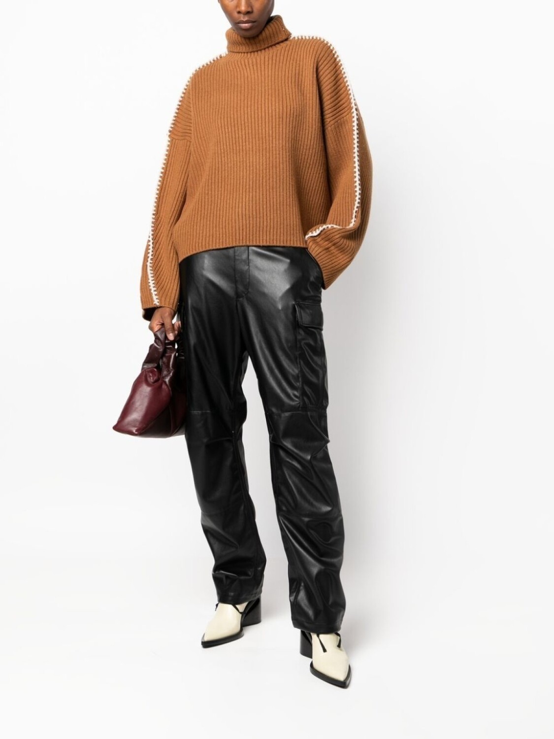 rag & bone брюки карго Sands из искусственной кожи, черный
rag & bone брюки карго Sands из искусственной кожи, черный