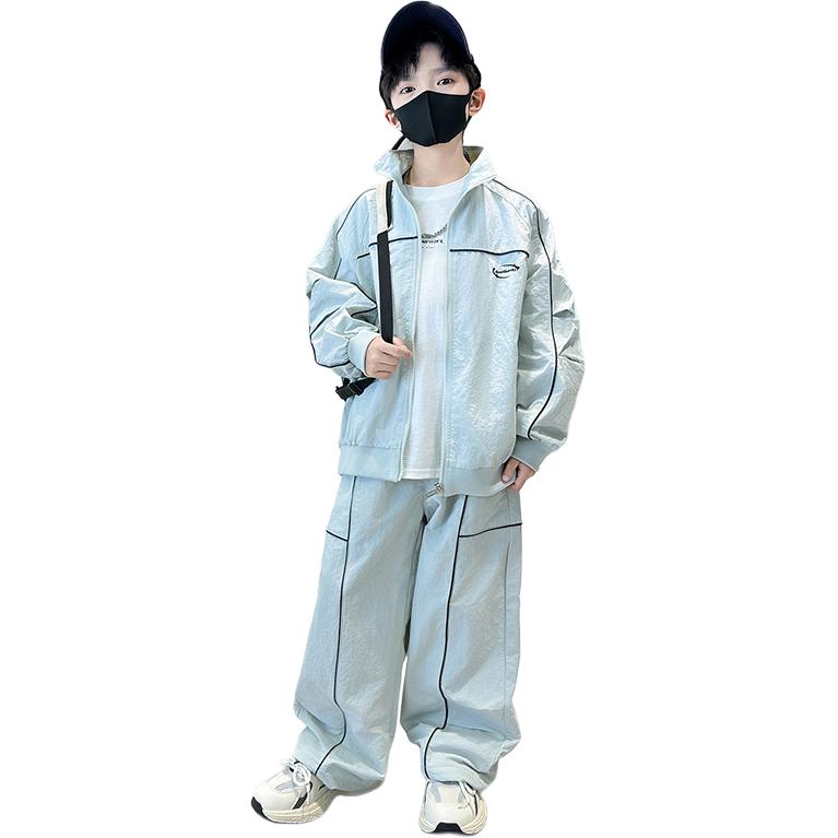 Повседневный спортивный костюм с воротником-стойкой для школьников EASTERN CAMEL, ice синий
Повседневный спортивный костюм с воротником-стойкой для школьников EASTERN CAMEL, ice синий