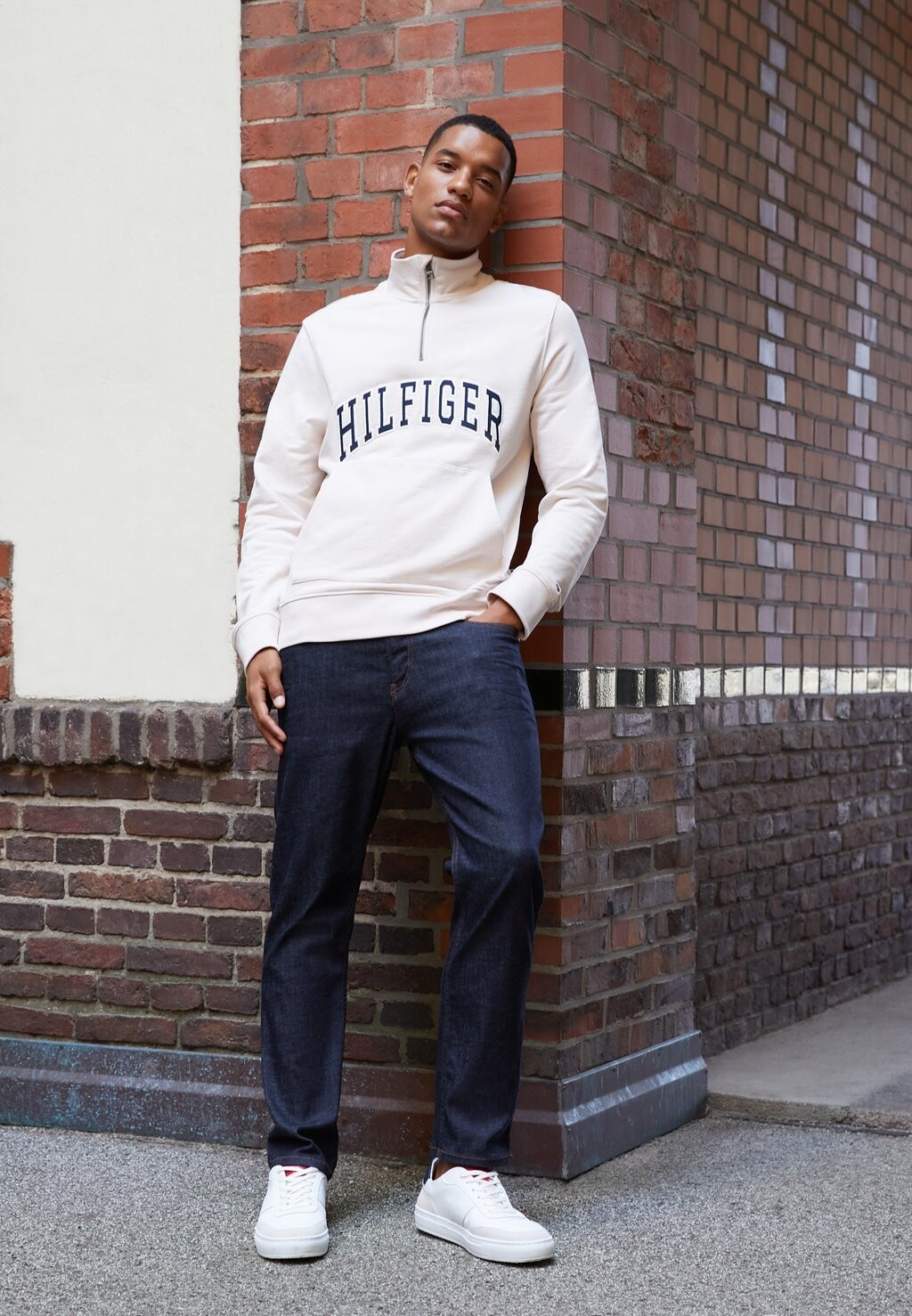 Джинсы облегающего кроя Tommy Hilfiger CORE BLEECKER SLIM, цвет Iowa Blueblack 
Джинсы облегающего кроя Tommy Hilfiger CORE BLEECKER SLIM, цвет Iowa Blueblack