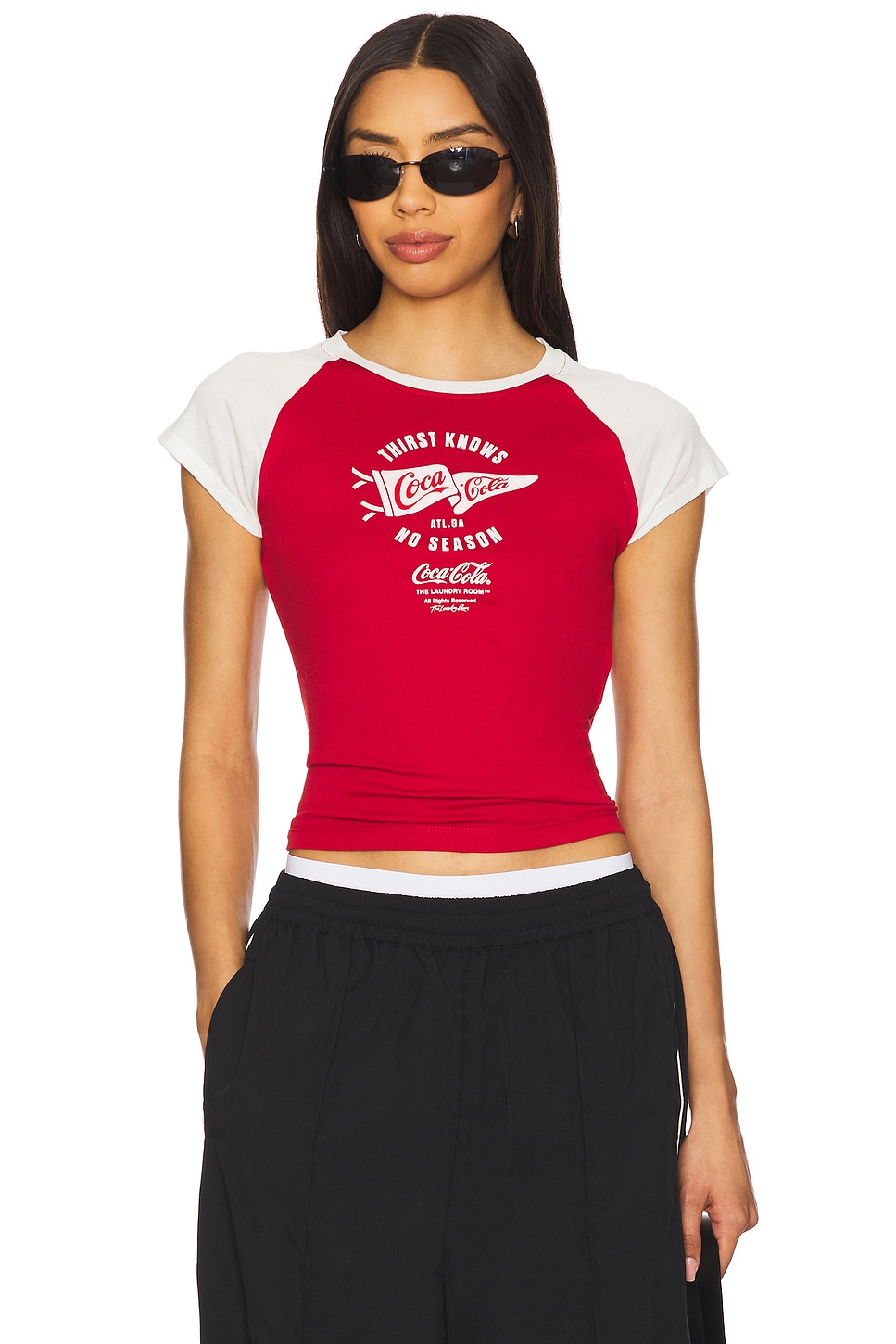 Thirst knows no season - футболка с рукавом «раглан» The Laundry Room, red & white
Thirst knows no season - футболка с рукавом «раглан» The Laundry Room, red & white