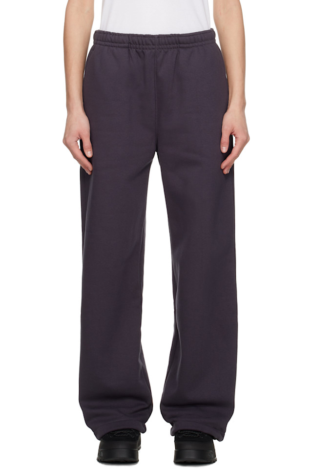 The North Face Серые спортивные штаны TNF в красной коробке
The North Face Серые спортивные штаны TNF в красной коробке