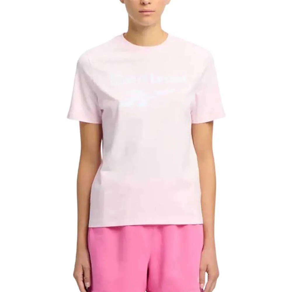 Футболка с коротким рукавом Reebok Classics Identity Big Logo, розовый
Футболка с коротким рукавом Reebok Classics Identity Big Logo, розовый