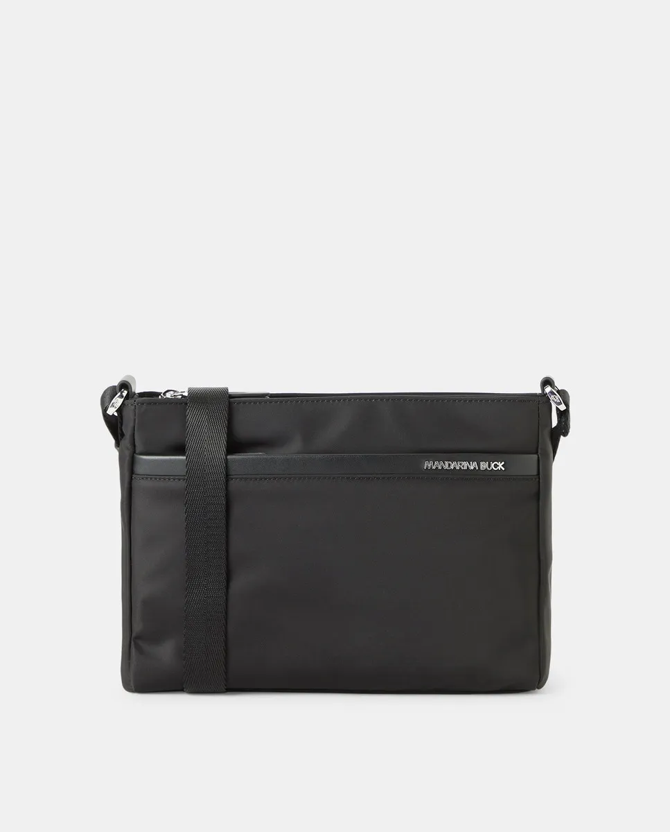 Маленькая блестящая нейлоновая сумка через плечо Mandarina Duck, черный
Маленькая блестящая нейлоновая сумка через плечо Mandarina Duck, черный