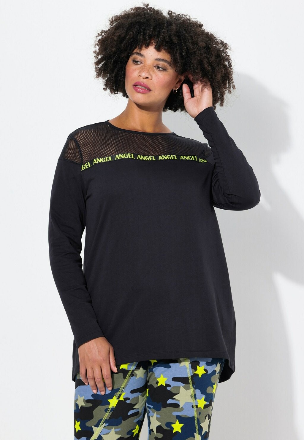 Толстовка INSCRIPTION TAPE Angel of Style, черный
Толстовка INSCRIPTION TAPE Angel of Style, черный