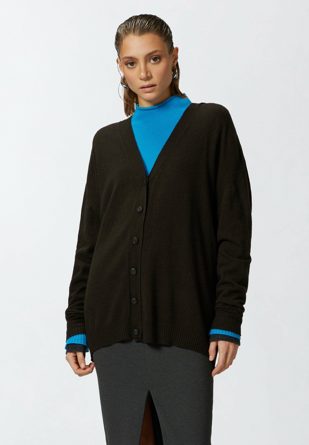 Кардиган Pinko, темно-коричневый
Кардиган Pinko, темно-коричневый