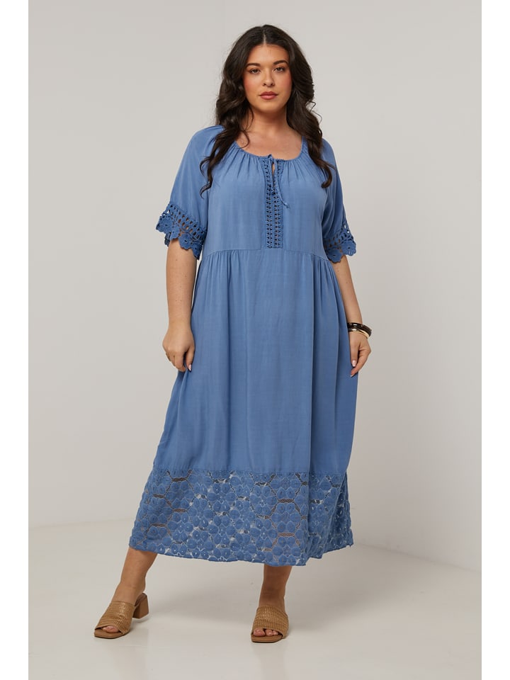 Длинное платье Curvy Lady, синий
Длинное платье Curvy Lady, синий