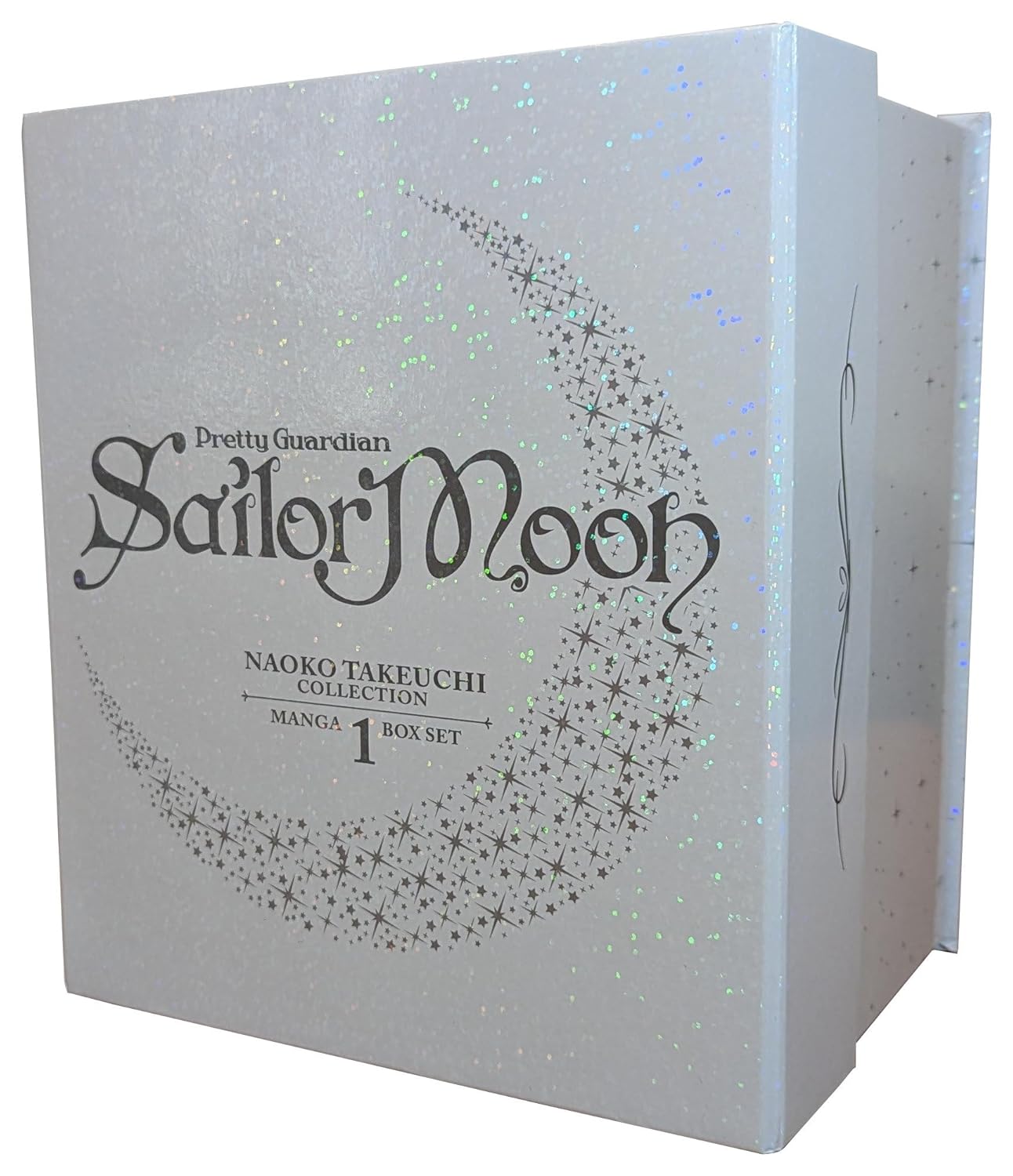 Sailor Moon Manga Box Set Vol. 1-6 (Naoko Takeuchi Collection): With 16 Collectable Art Cards and a Holographic Gift Box (Sailor Moon (Naoko Takeuchi Collection) Manga Box Set) (Kodansha Comics)
Sailor Moon Manga Box Set Vol. 1-6 (Naoko Takeuchi Collection): With 16 Collectable Art Cards and a Holographic Gift Box (Sailor Moon (Naoko Takeuchi Collection) Manga Box Set) (Kodansha Comics)