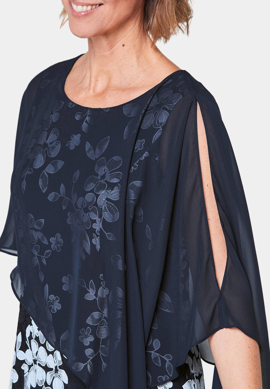 Платье-футляр GOLDNER, темно-синий/белый/с цветочным принтом
Платье-футляр GOLDNER, темно-синий/белый/с цветочным принтом