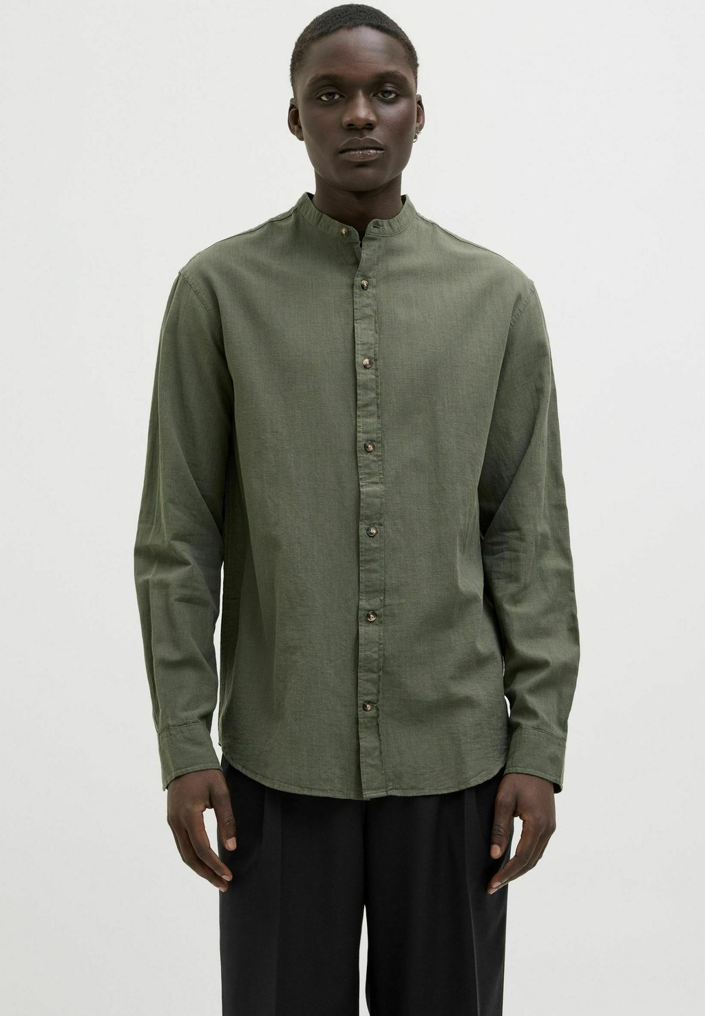 Рубашка COMFORT FIT Jack & Jones, темно-зеленый
Рубашка COMFORT FIT Jack & Jones, темно-зеленый